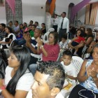 309954_568103779897119_2007867018_n